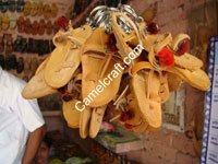 Kolhapuri chappals key ring