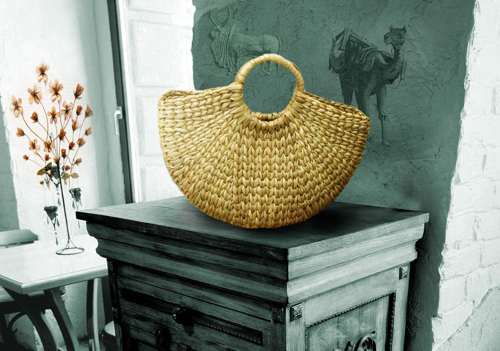 Eco friendly crafts, natural straws