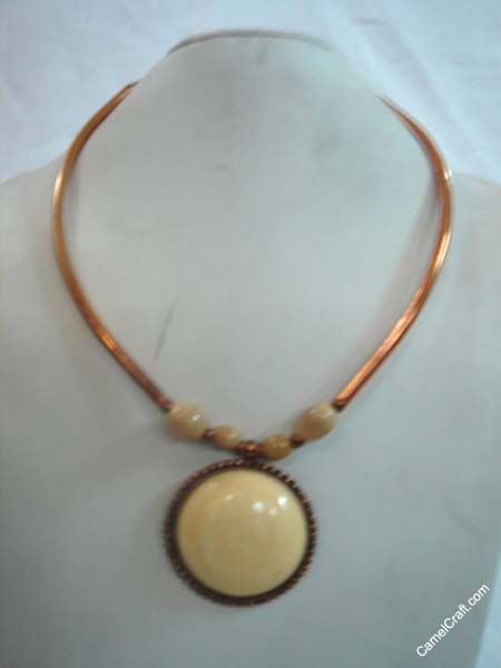 white-pendent